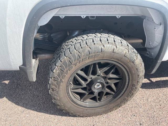 2024 Chevrolet Silverado 2500HD LT photo 16