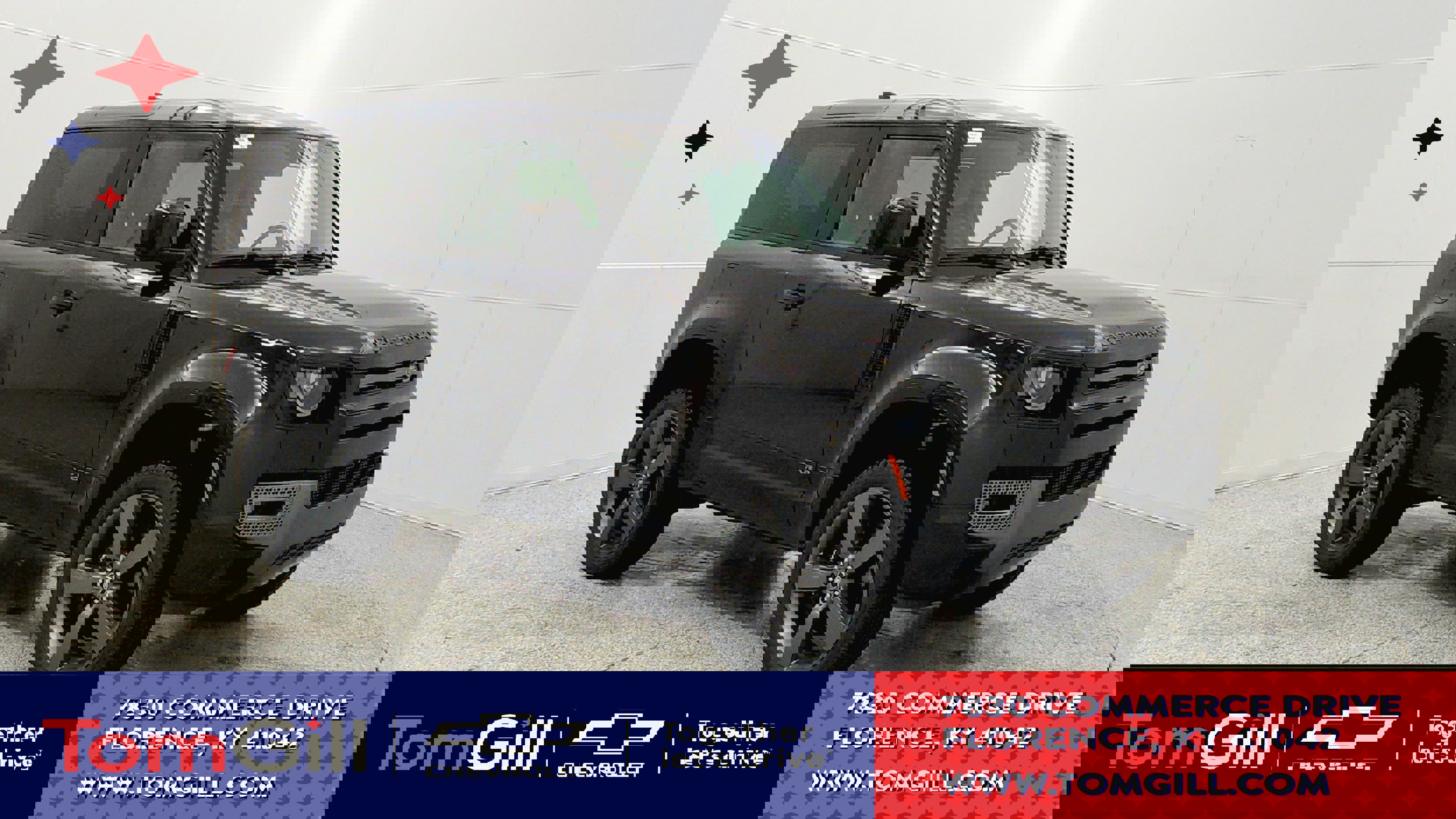 2022 Land Rover Defender V8's photo