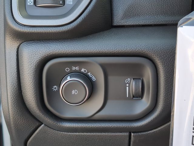 2025 Ram 3500 Tradesman photo 23