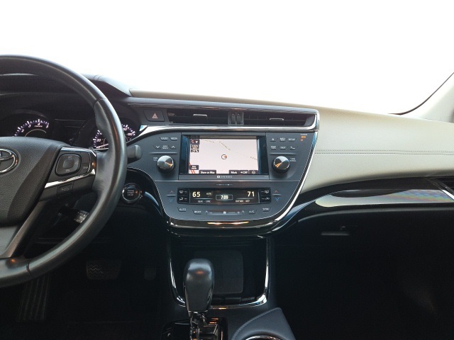 2014 Toyota Avalon Limited photo 11