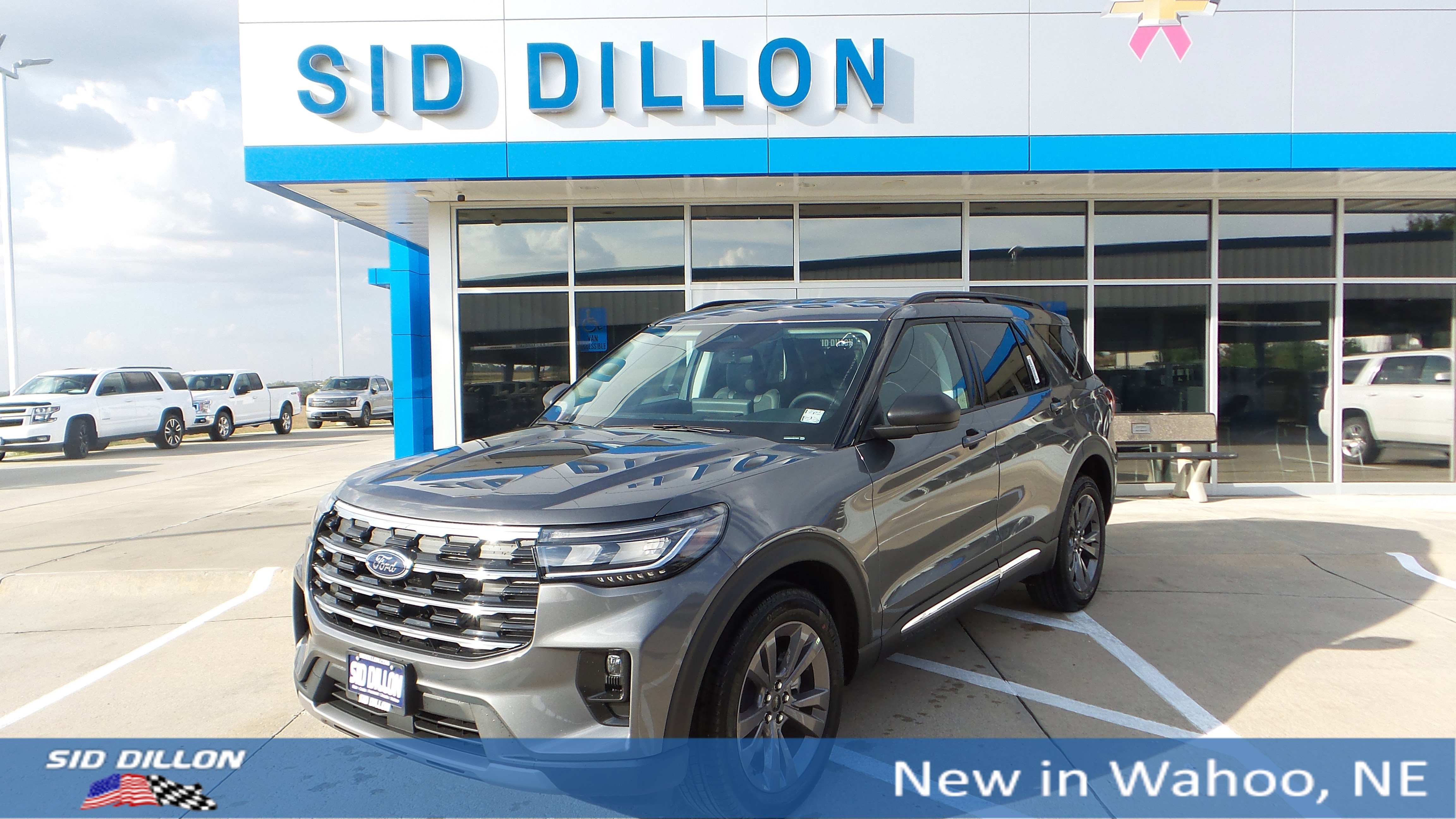 2025 Ford Explorer Active's photo