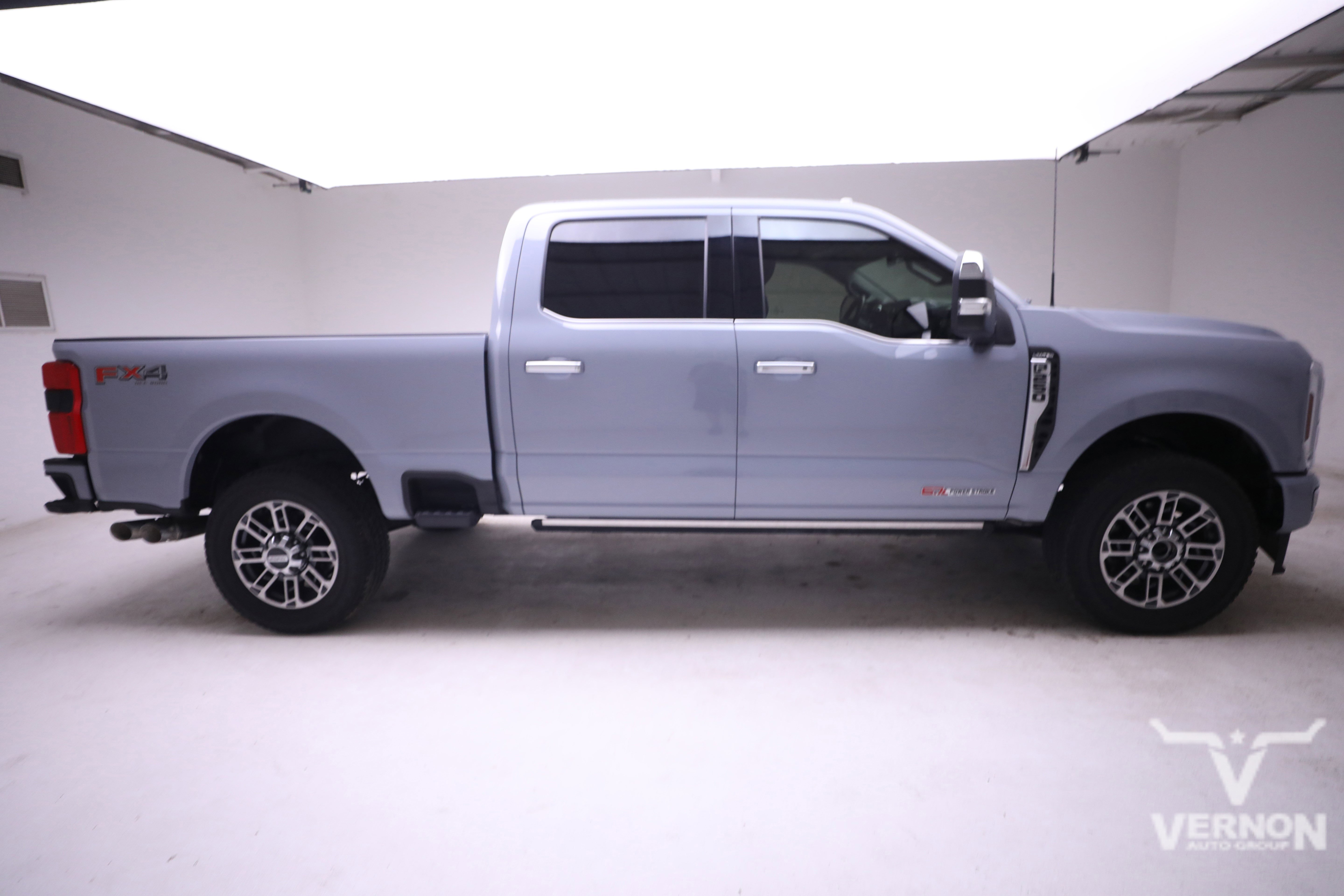 2024 Ford F-250 Limited FX4 photo 2