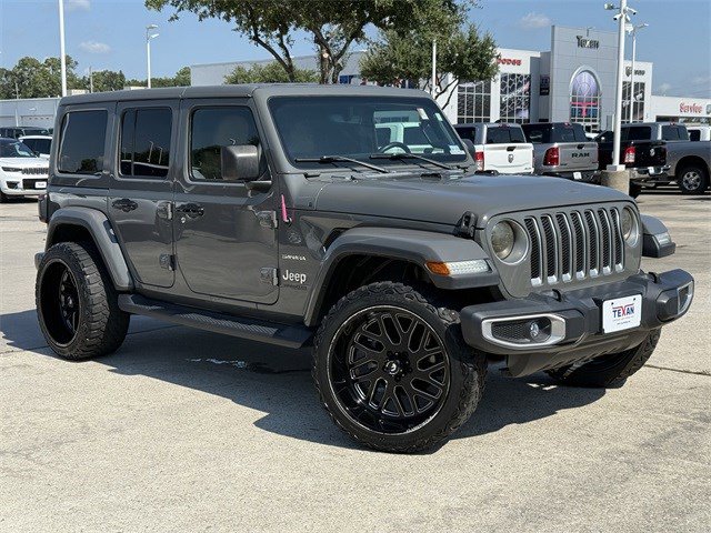 2020 Jeep Wrangler Unlimited Sahara photo 2