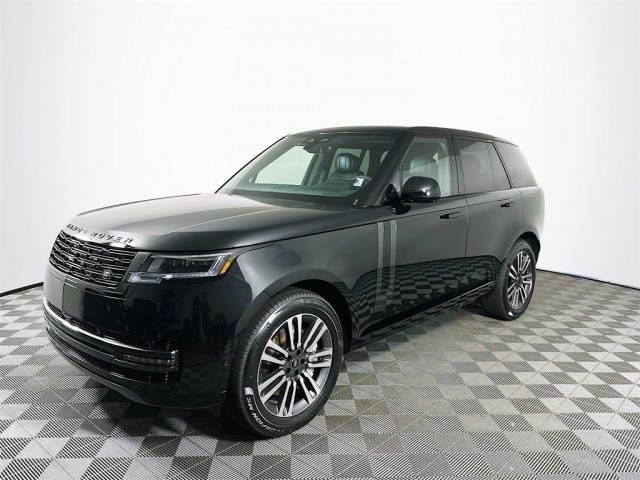 2025 Land Rover Range Rover SE