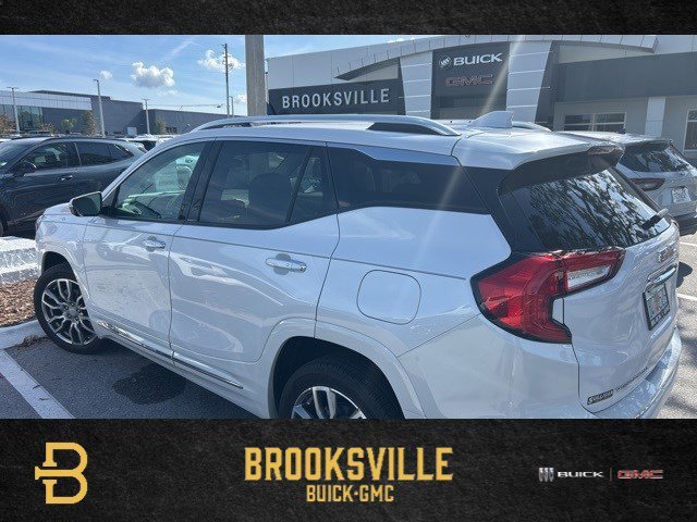 2024 GMC Terrain Denali's photo