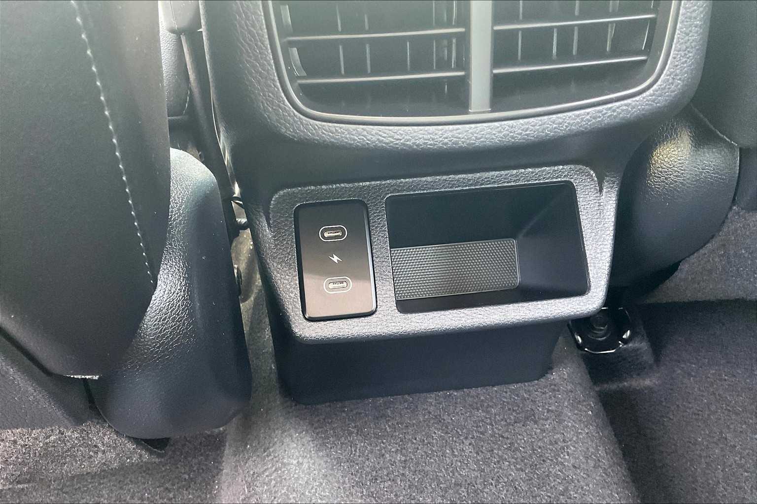 2024 Kia Seltos EX photo 26