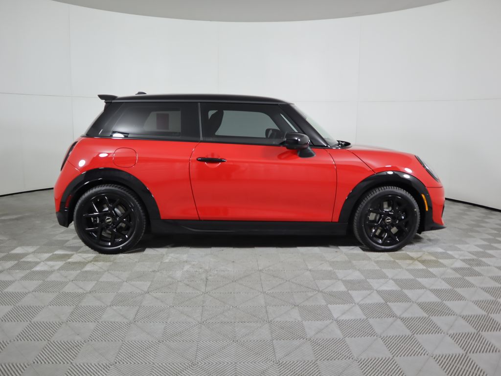 2026 Mini Cooper Hardtop S 2 Door Iconic photo 4