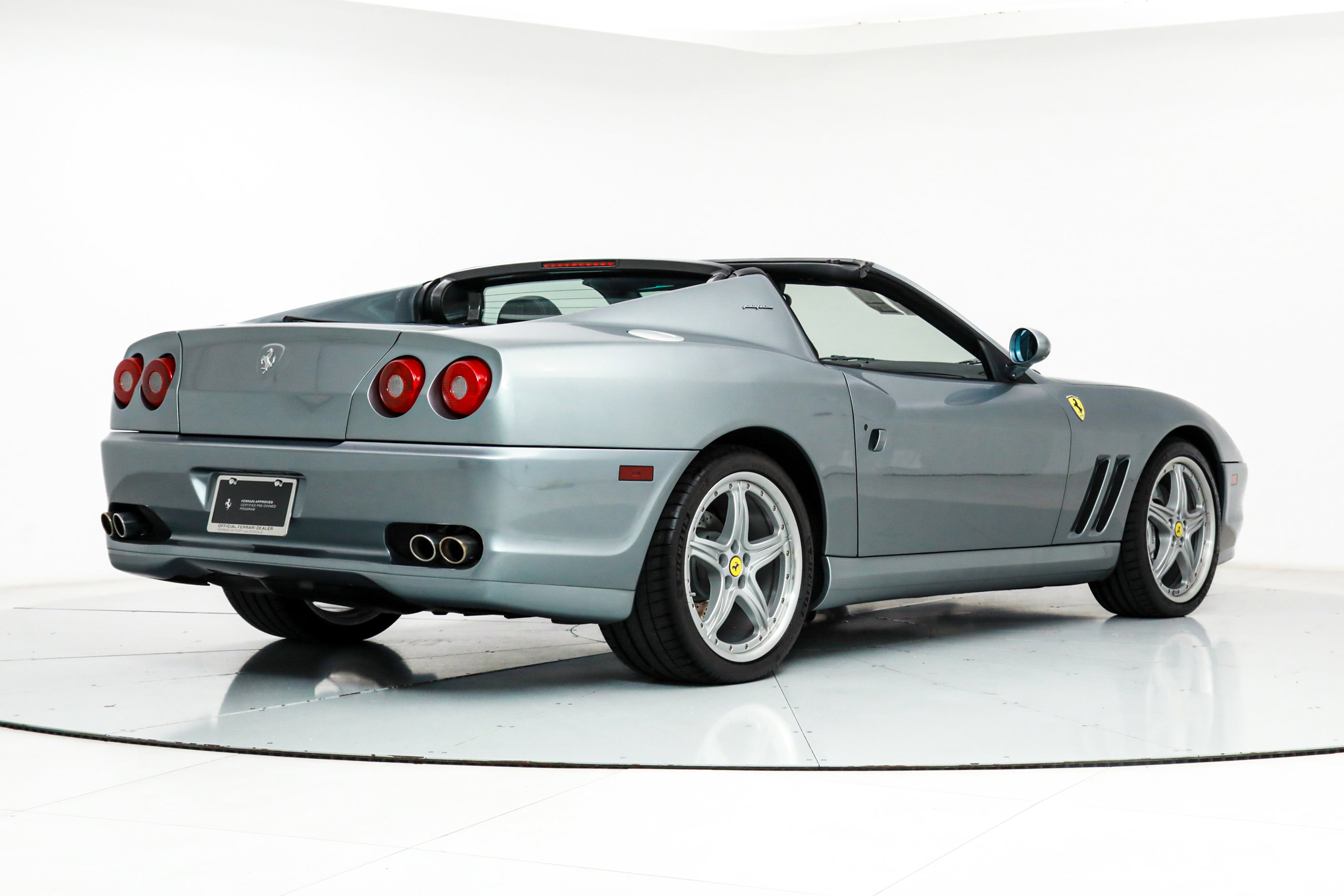 Used 2005 Gray Ferrari  image 3