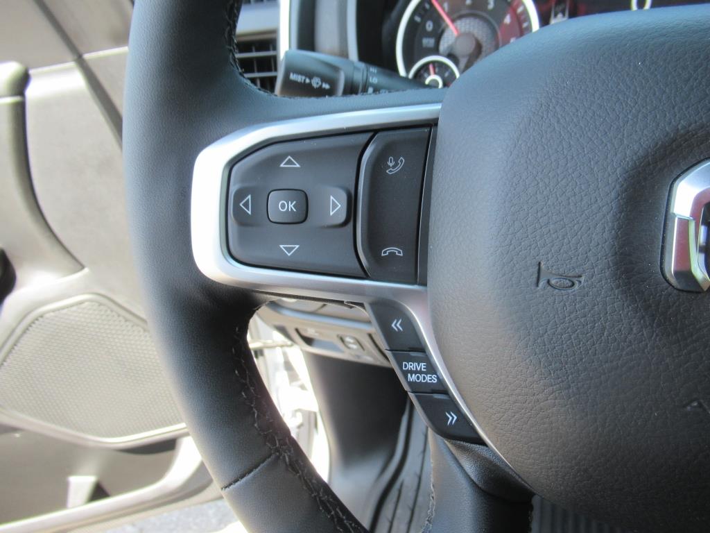 2025 Ram 1500 Big Horn Lone Star photo 18