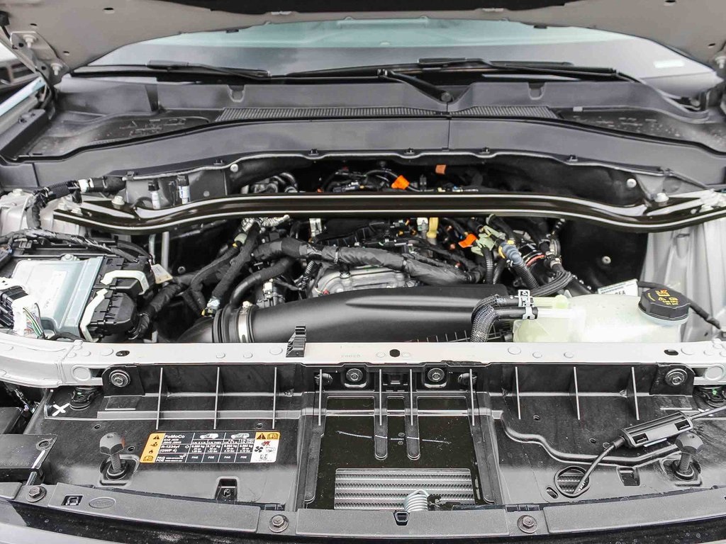 2025 Ford Explorer ST-Line photo 25
