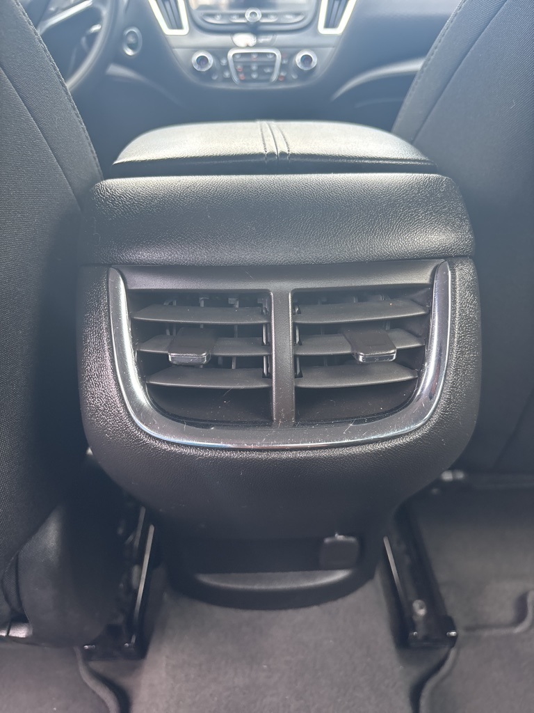 2021 Chevrolet Malibu 1LT photo 34