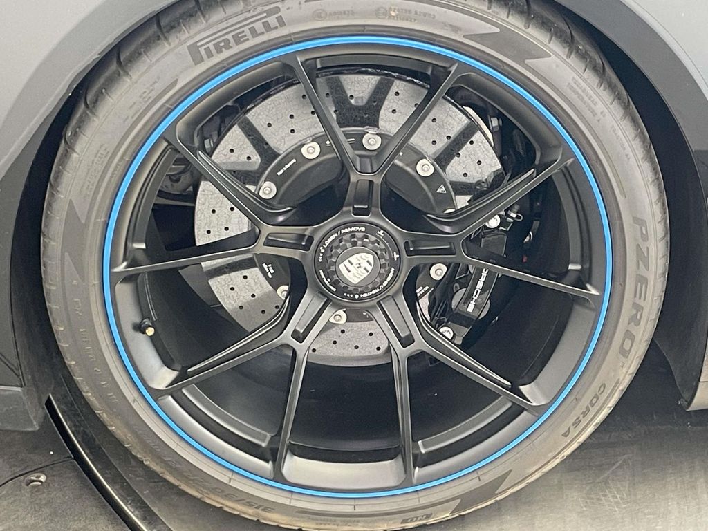 2022 Porsche 911 GT3 photo 13