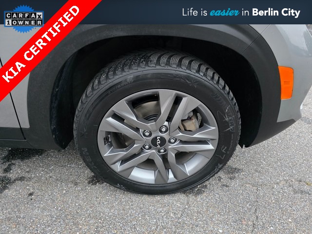 2023 Kia Seltos LX photo 6