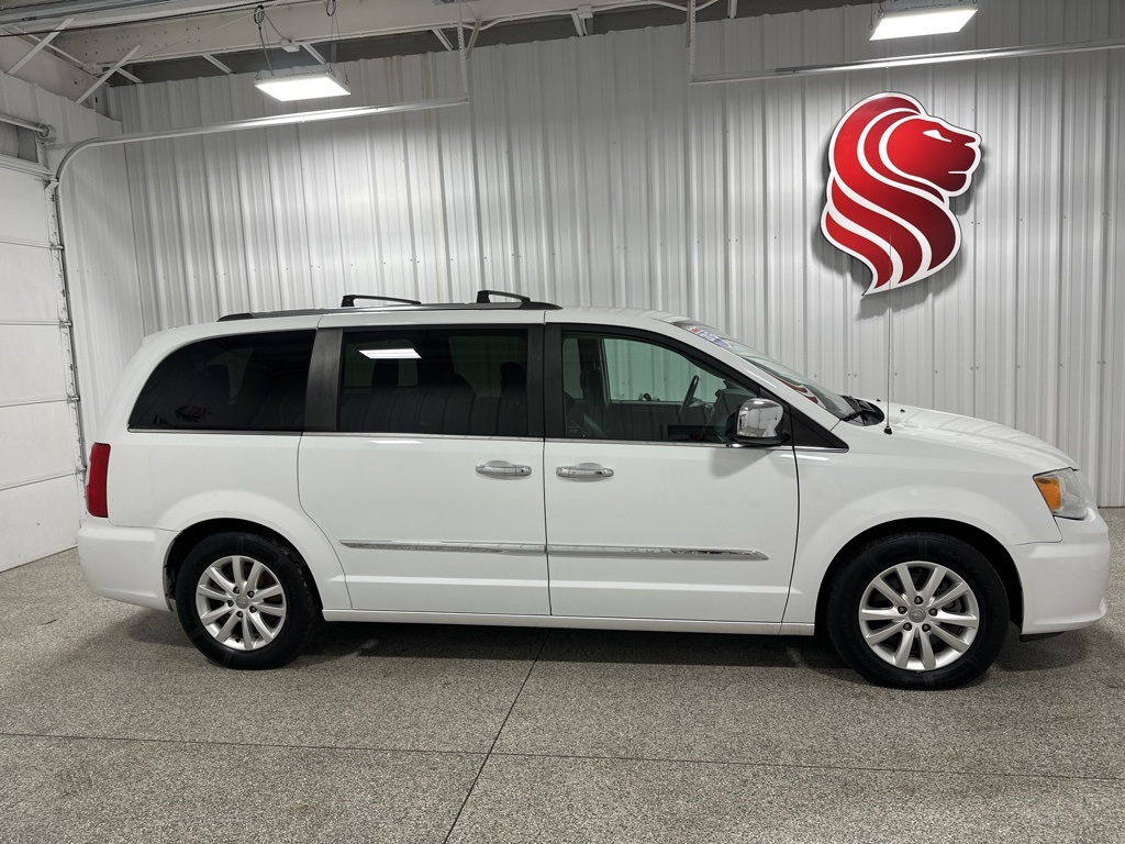 2015 Chrysler Town & Country Limited