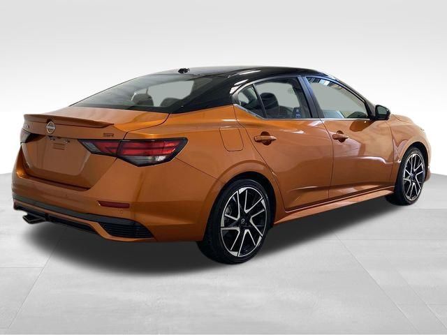 2024 Nissan Sentra SR photo 3