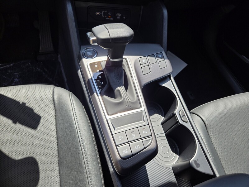 2026 Kia Sportage EX photo 12