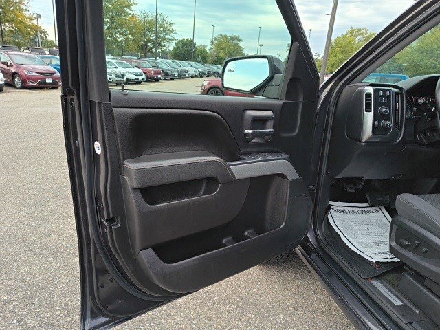 2015 Chevrolet Silverado LT photo 11