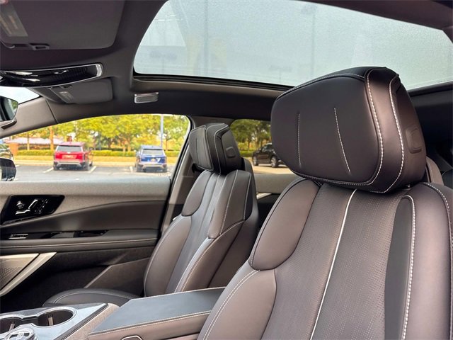 2025 Cadillac Optiq Sport photo 13