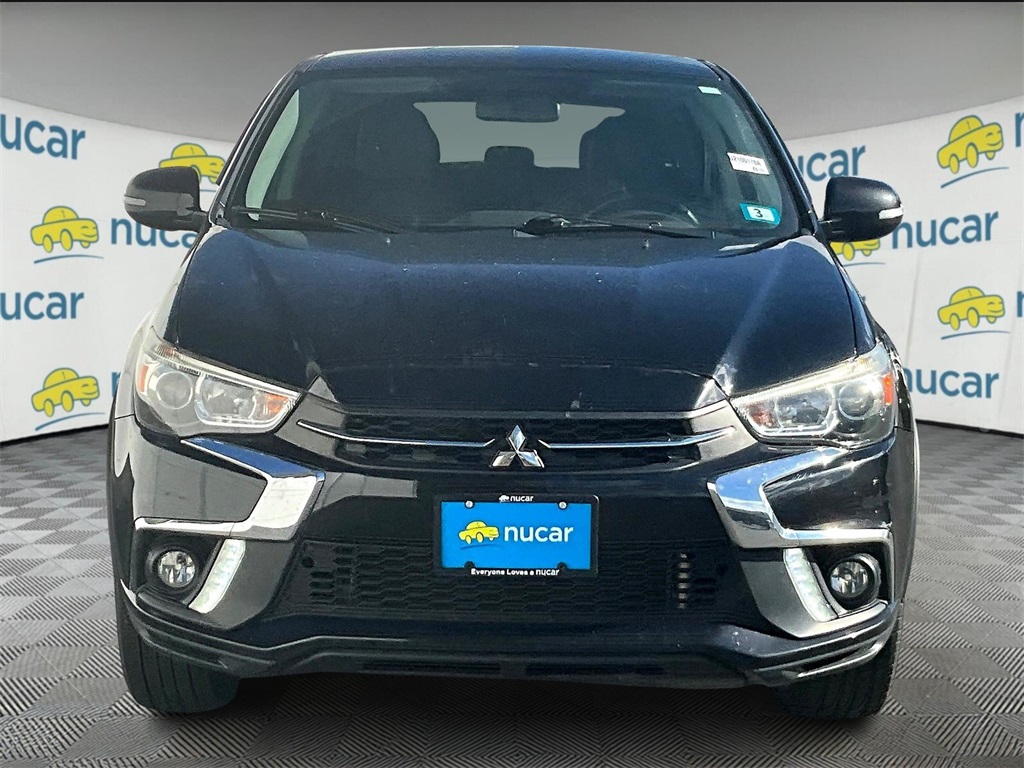 2018 Mitsubishi Outlander Sport SE photo 2