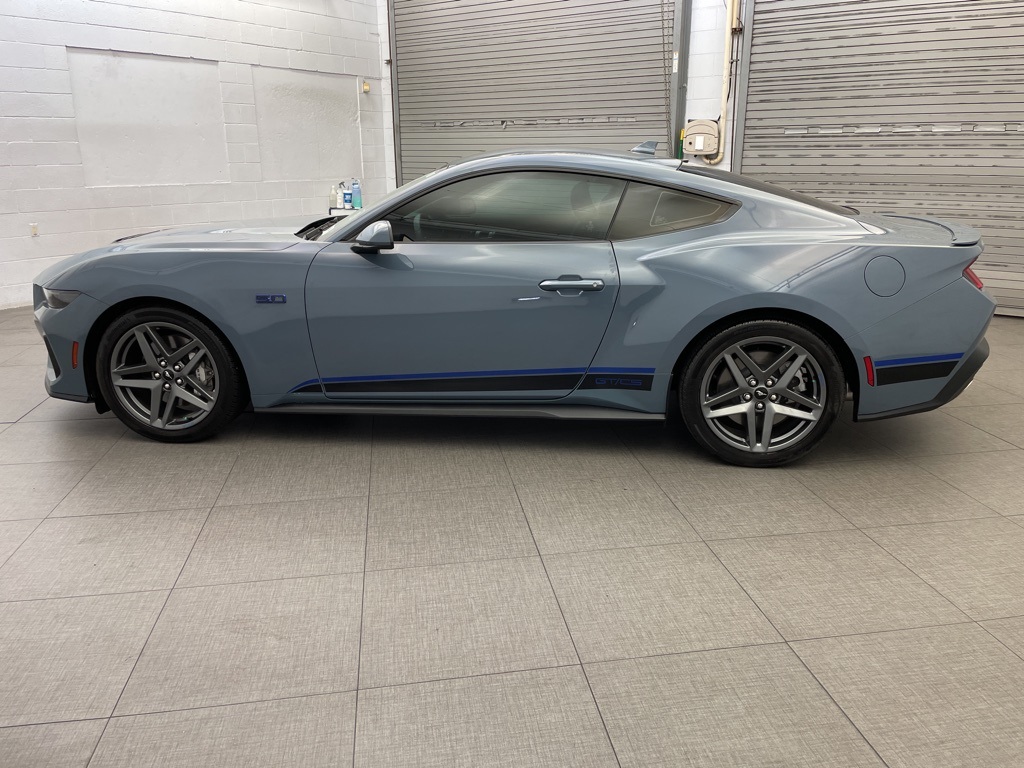 2024 Ford Mustang GT Premium photo 6