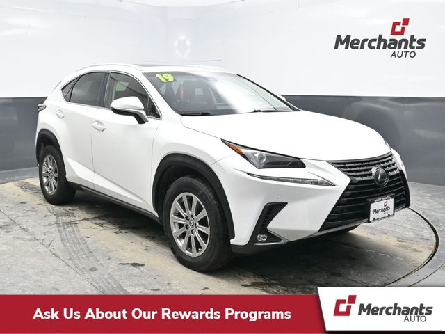 2019 Lexus NX 300's photo