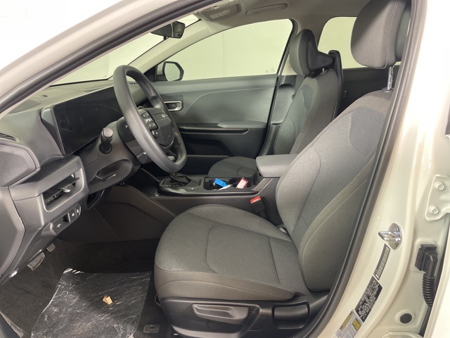 2025 Kia K4 LXS photo 14