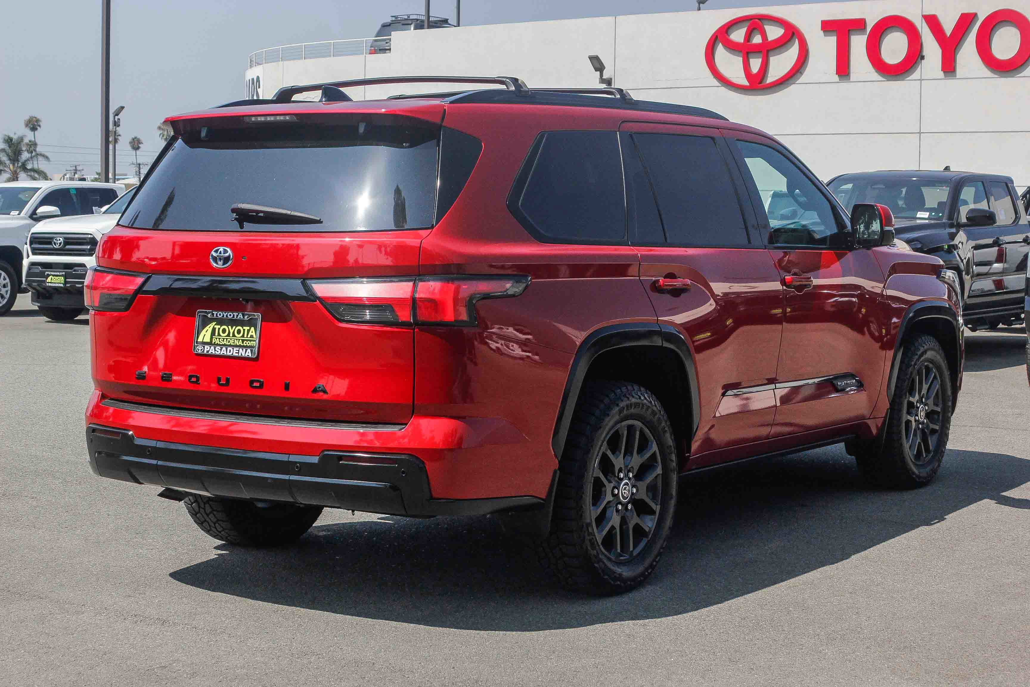 2023 Toyota Sequoia photo 4