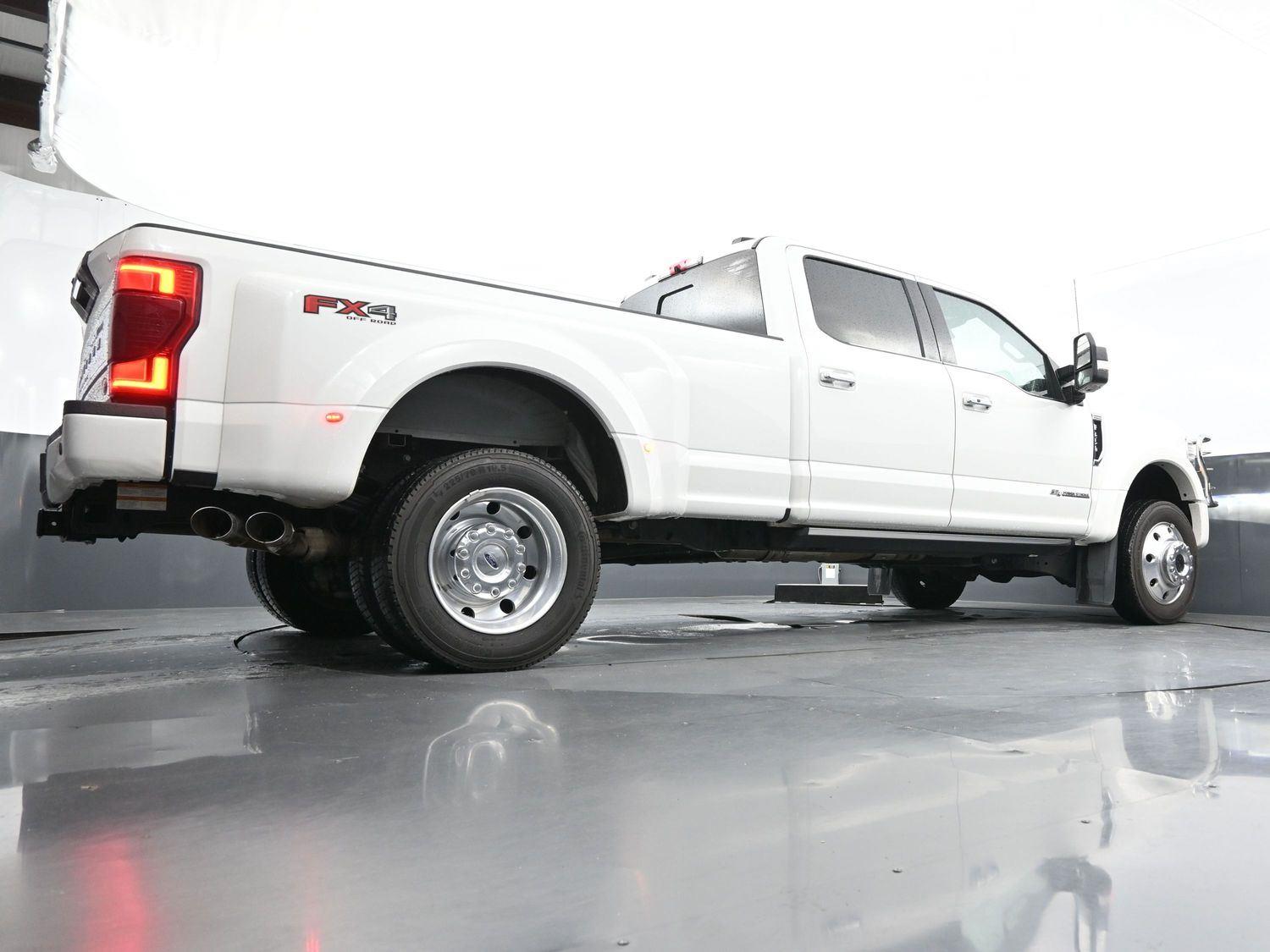 2022 Ford F-450 Platinum photo 49