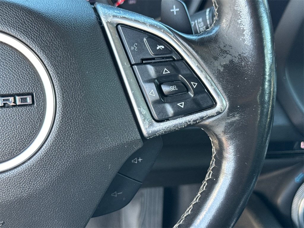 2020 Chevrolet Camaro 1LT photo 27