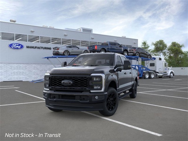2025 Ford F-250 XLT photo 2