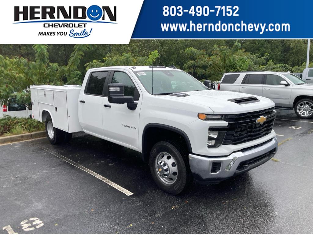 2025 Chevrolet Silverado 3500HD Work Truck's photo