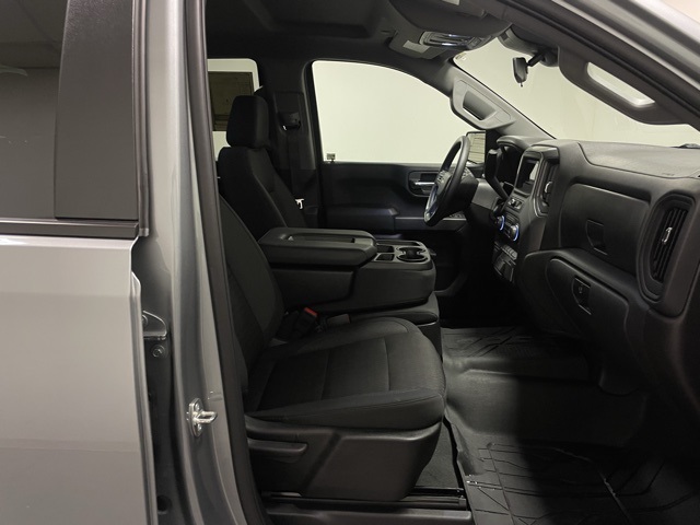 2024 Chevrolet Silverado 1500 Custom photo 18
