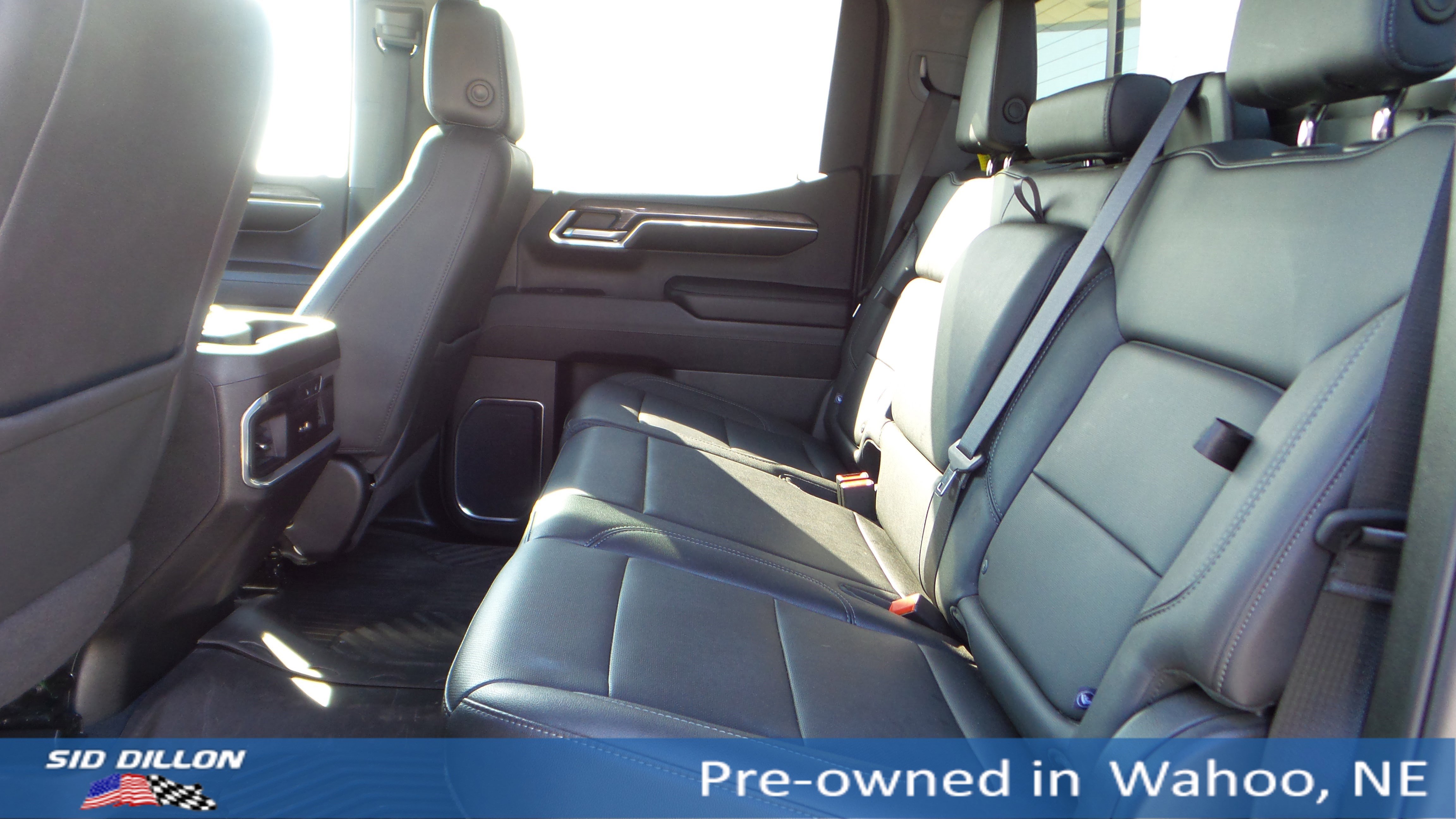2024 Chevrolet Silverado 1500 LTZ photo 11