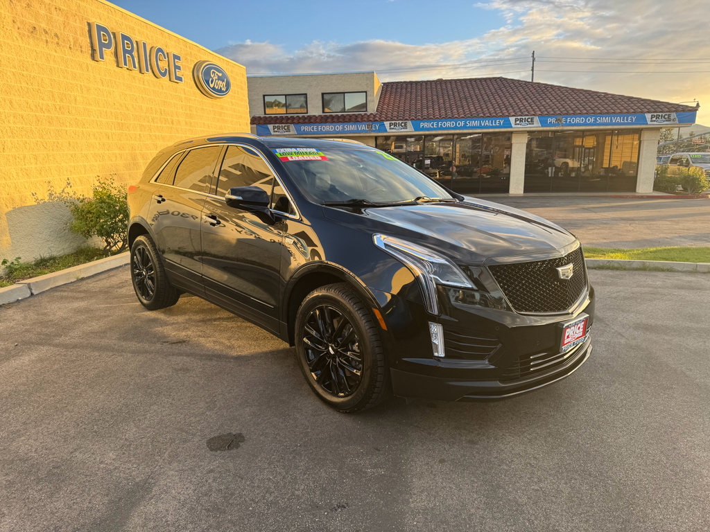 2022 Cadillac XT5 Premium Luxury photo 3