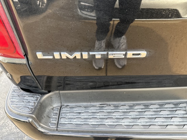 2021 Ram 1500 Limited photo 3