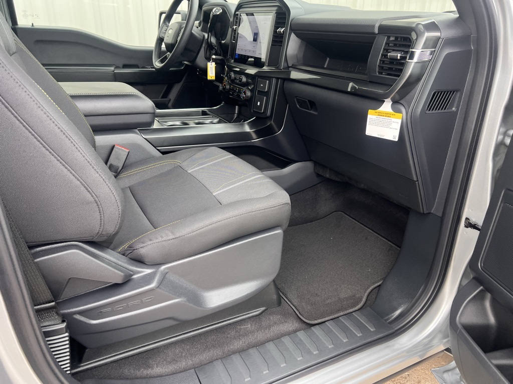 2025 Ford F-150 STX photo 40