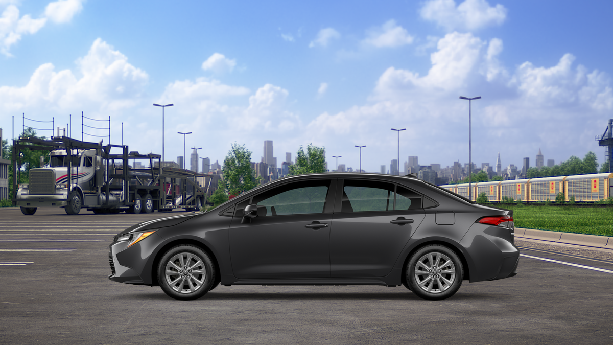 2026 Toyota Corolla LE photo 4