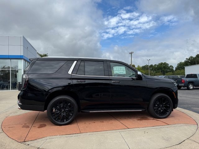 2025 Chevrolet Tahoe Premier photo 3