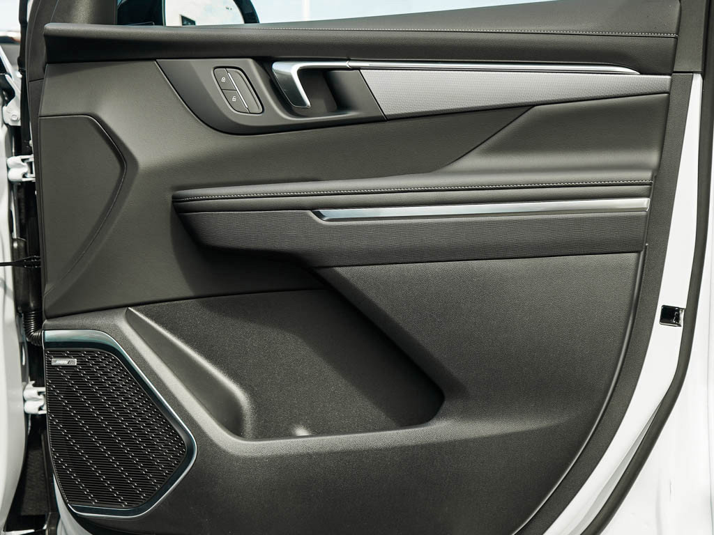 2026 Buick Enclave Sport Touring photo 10