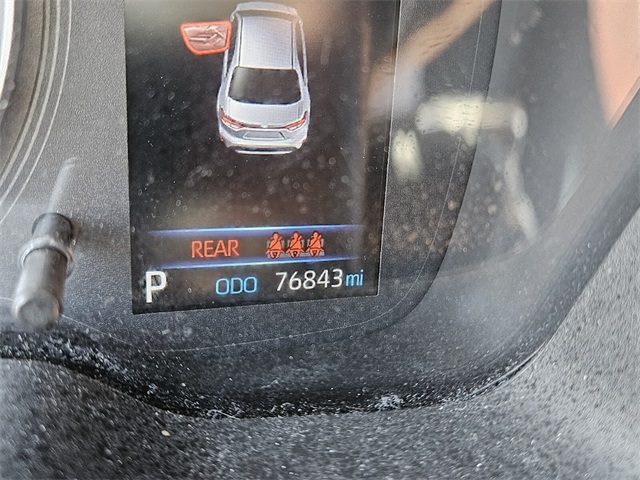 2021 Toyota Corolla LE photo 21