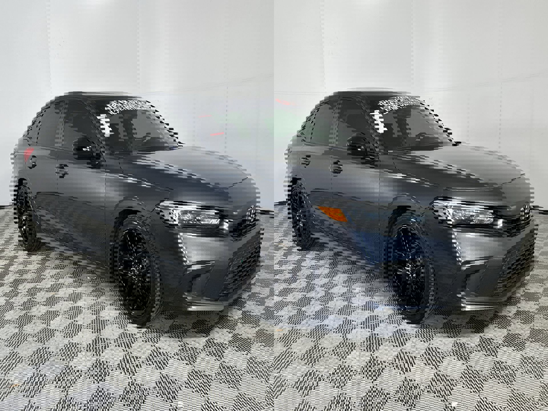 2HGFE2F50NH592806