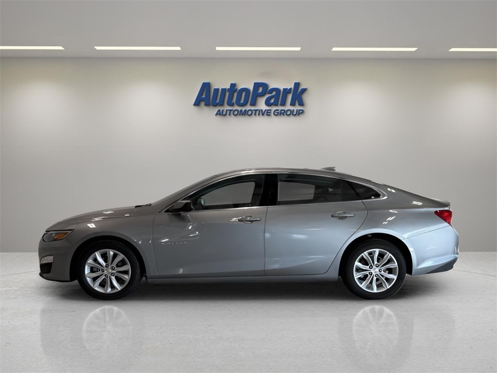 2024 Chevrolet Malibu 1LT photo 4