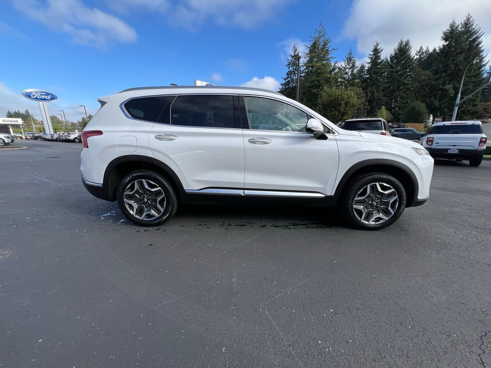 2023 Hyundai Santa Fe Limited photo 4