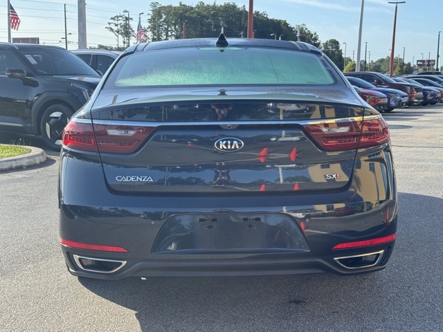 2019 Kia Cadenza Limited photo 4