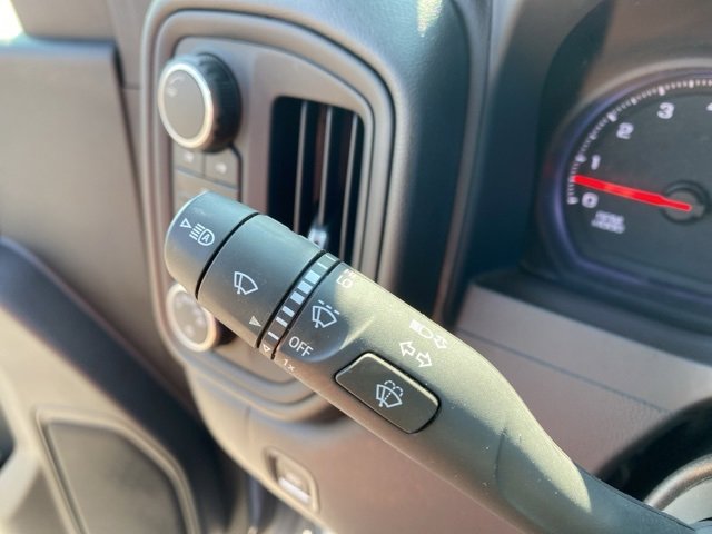 2024 Chevrolet Silverado 2500HD Custom photo 16