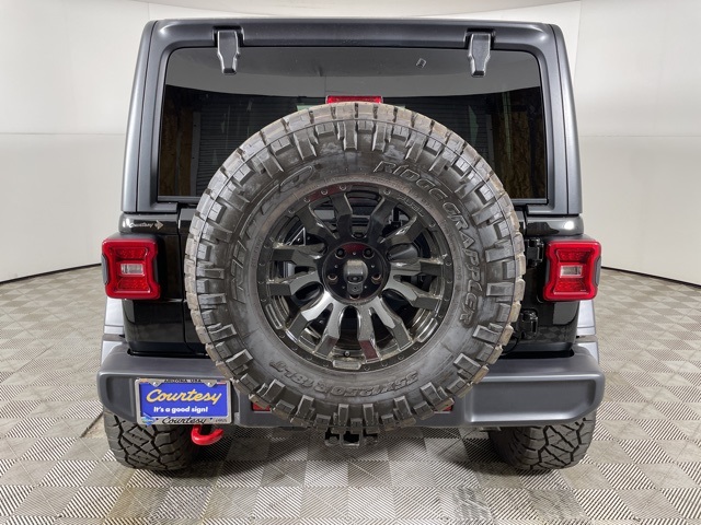 2025 Jeep Wrangler Rubicon photo 7