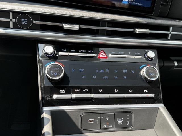 2025 Hyundai Santa Fe SEL photo 20