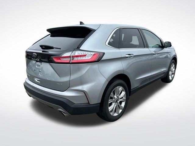 2024 Ford Edge Titanium photo 3