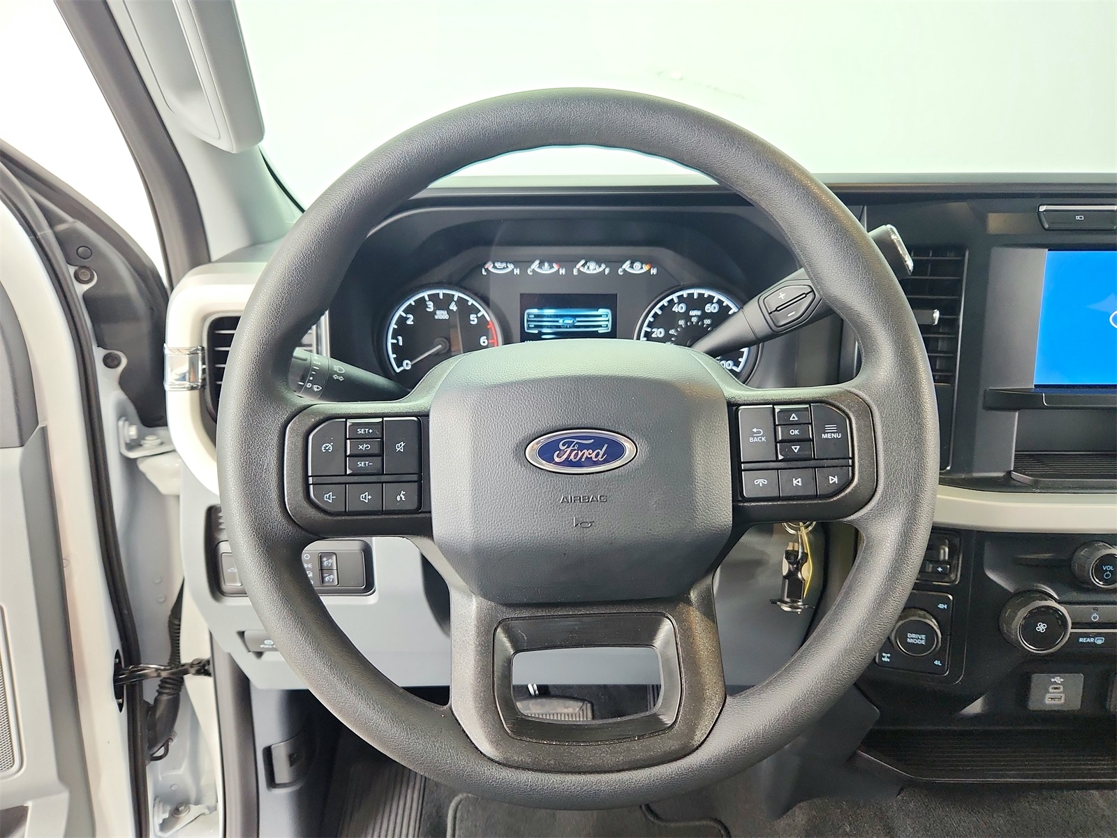 2024 Ford F-250 XL photo 18