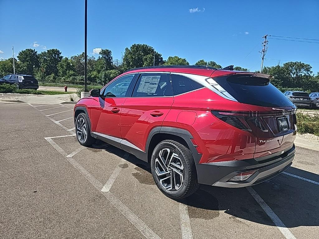 2025 Hyundai Tucson Limited photo 2